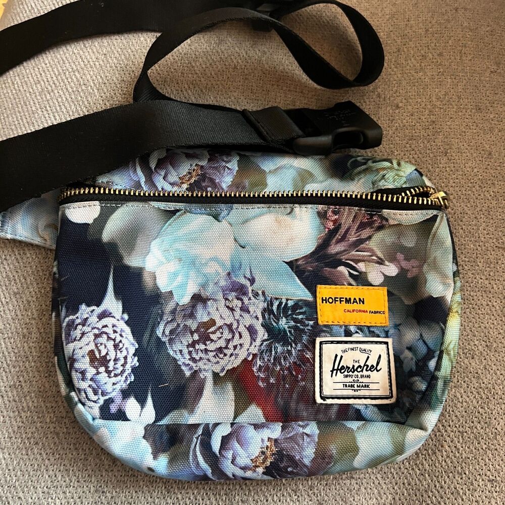 Herschel Fanny Pack Bag Black blue california Hoffman Collection Adjustable